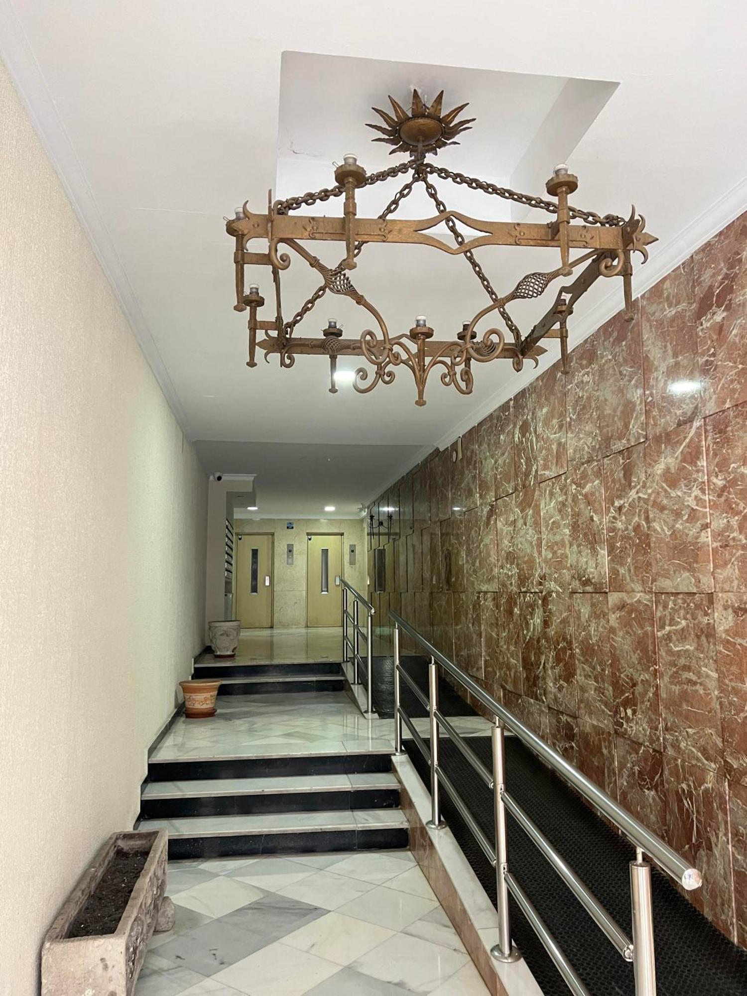 Gran Apartamento Con Parking Gratis Centro De Málaga Exterior foto