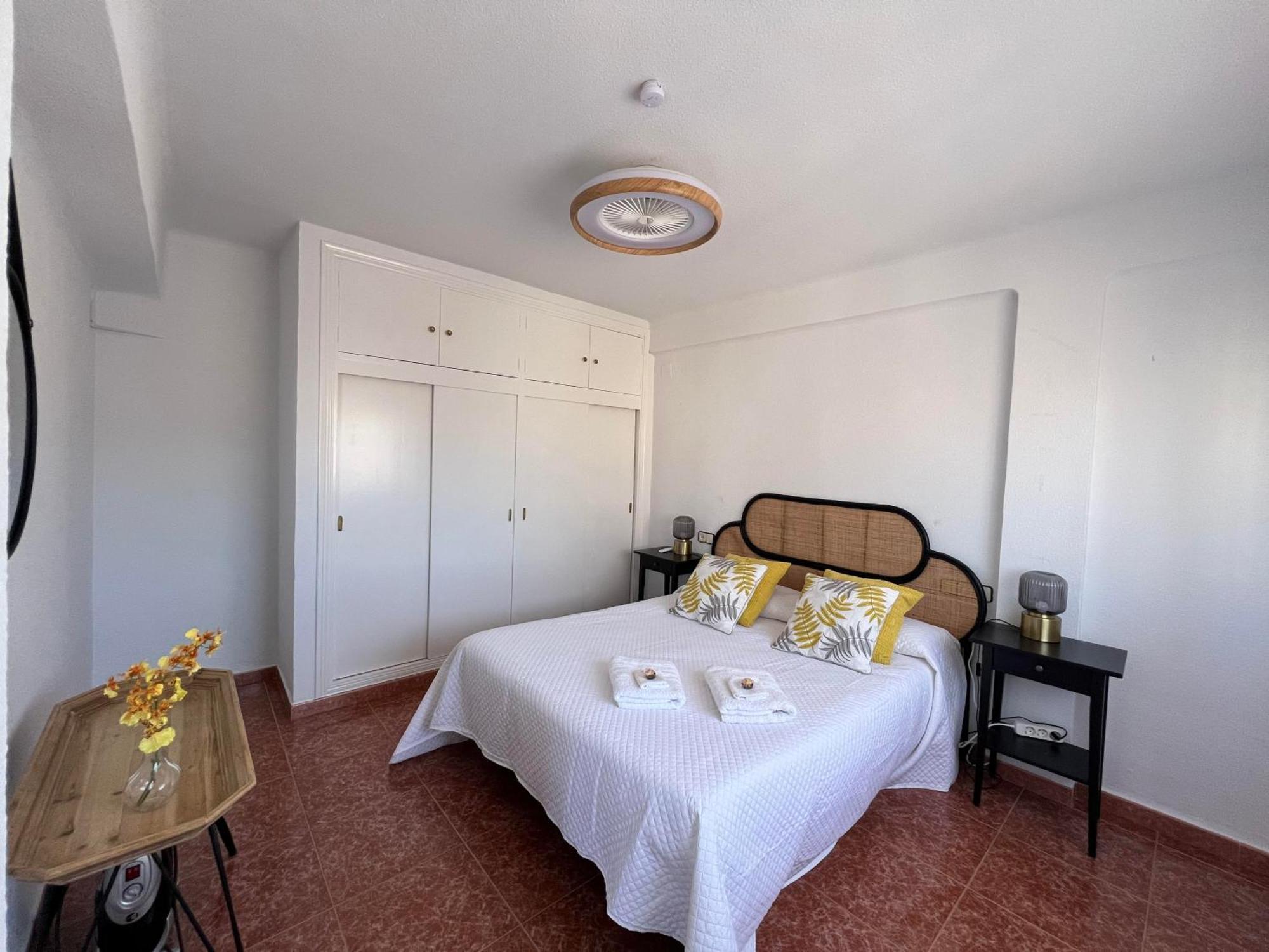 Gran Apartamento Con Parking Gratis Centro De Málaga Exterior foto