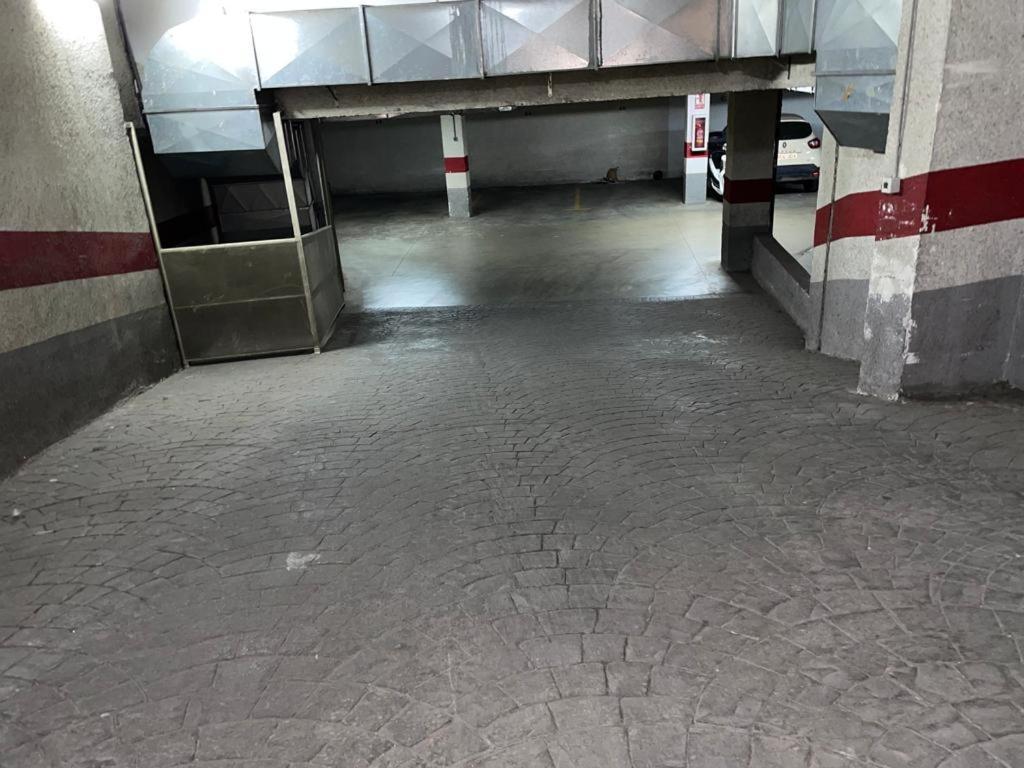 Gran Apartamento Con Parking Gratis Centro De Málaga Exterior foto